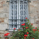 DecortoAdore